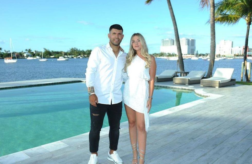 Así es la impactante casa de 15 millones de dólares del Kun Agüero en Miami