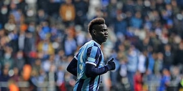Mario Balotelli en su actual club el Adana Demirspor de Turquía.