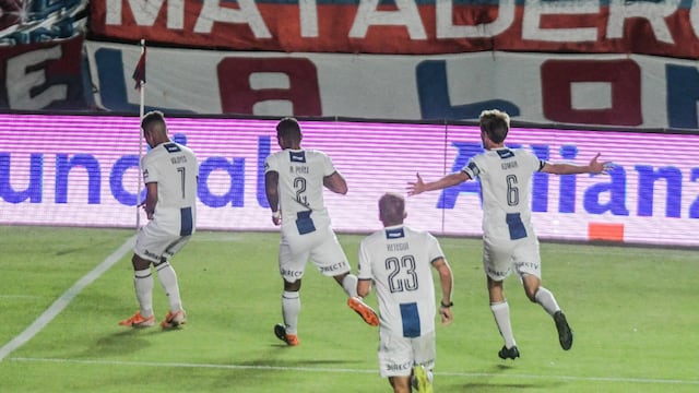 Diego Valoyes, autor del segundo gol de la T en el Nuevo Gasómetro. Gran porcentaje de Tomás Pochettino en la ejecución.