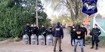 Tres Arroyos: allanamientos antidrogas simultaneos en tres domicilios particulares