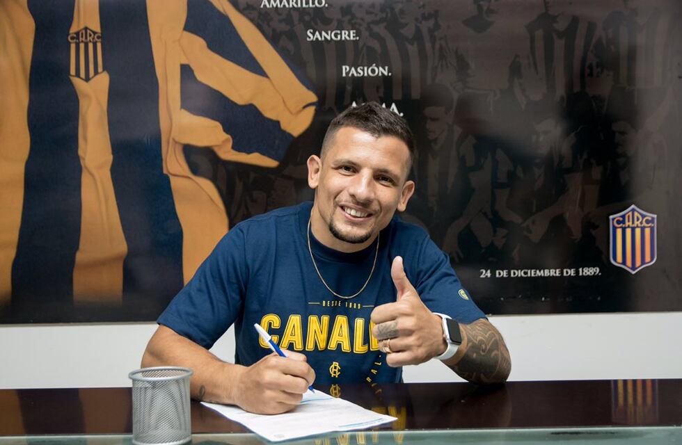 Vecchio puso el gancho y seguirá en Central hasta 2023