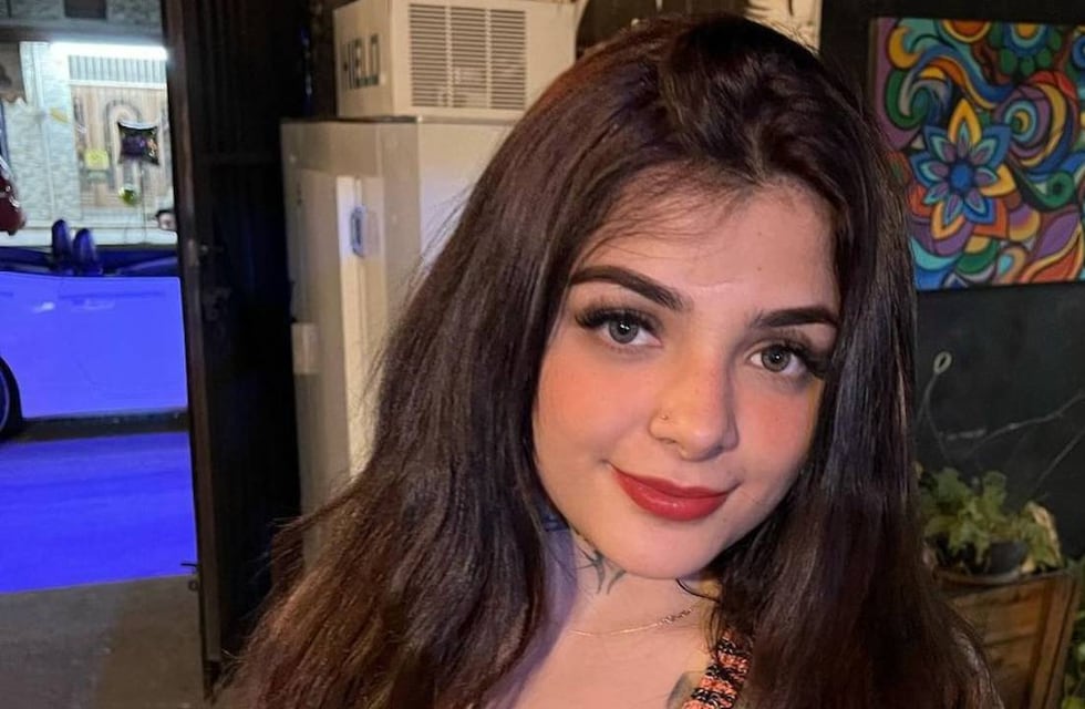 Karely Ruiz apoyó a un refugio de animales y recibió críticas: “Seguiré facturando en tanga”