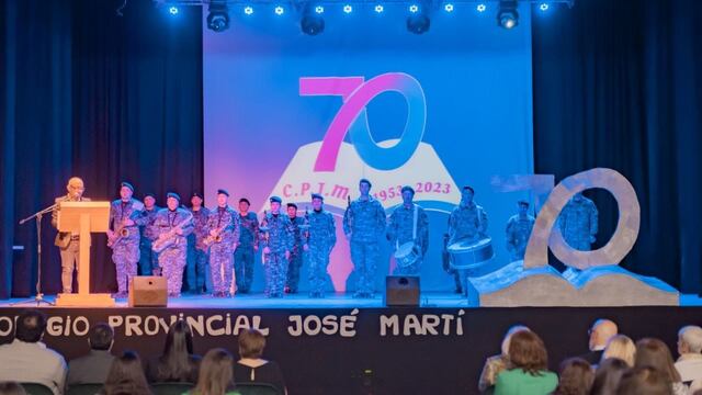 El Colegio Provincial José Martí festejó su 70º aniversario