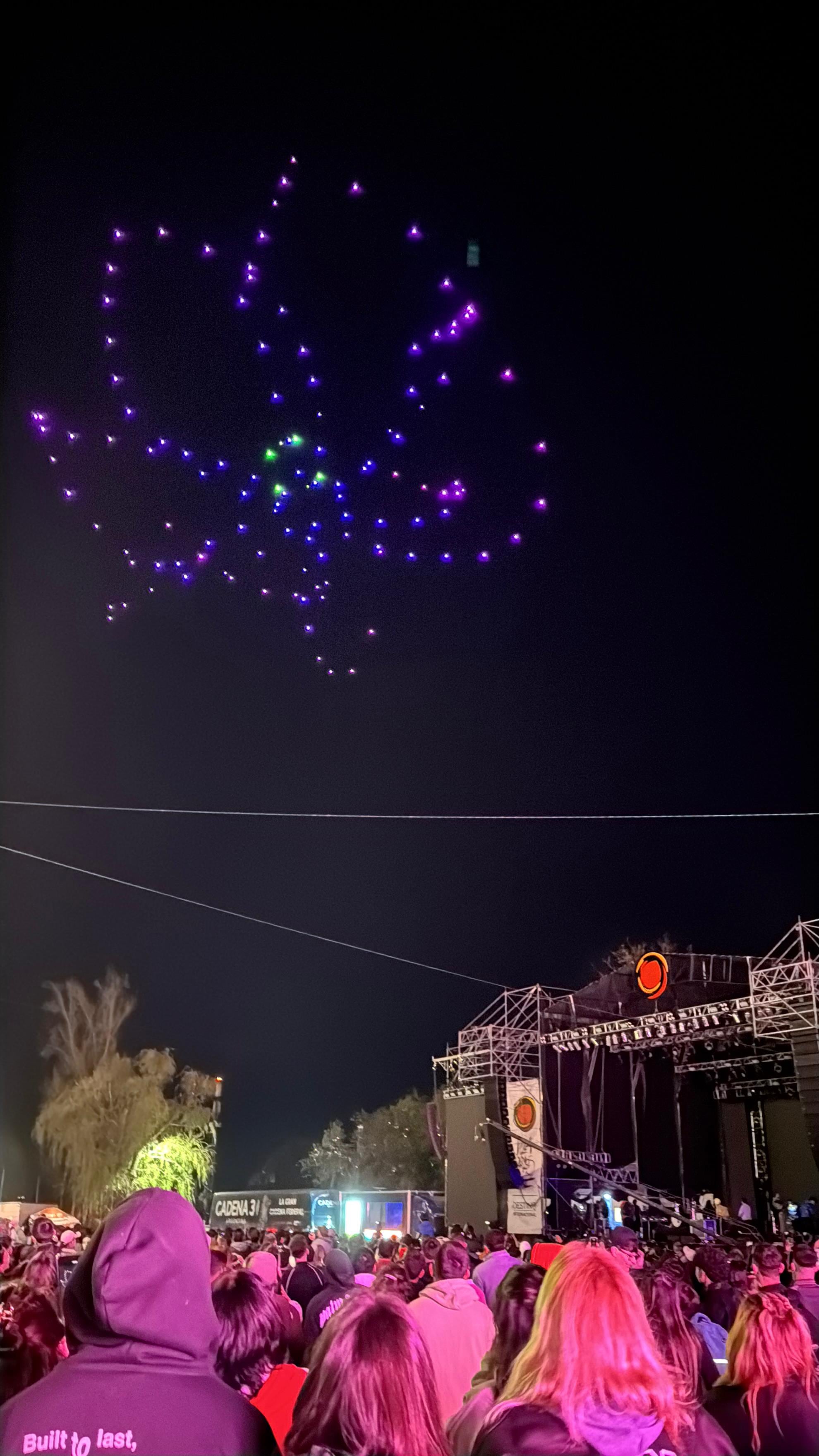 Villa Carlos Paz cerró la primavera con un innovador show de drones