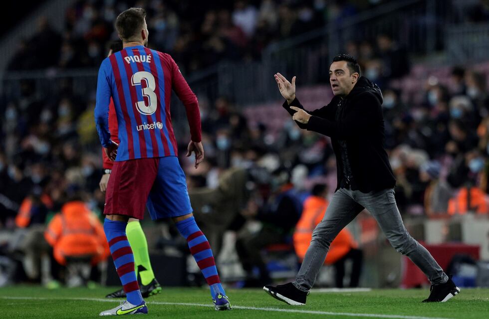 Barcelona venció a Espanyol por 1-0 en el debut de Xavi como DT del club