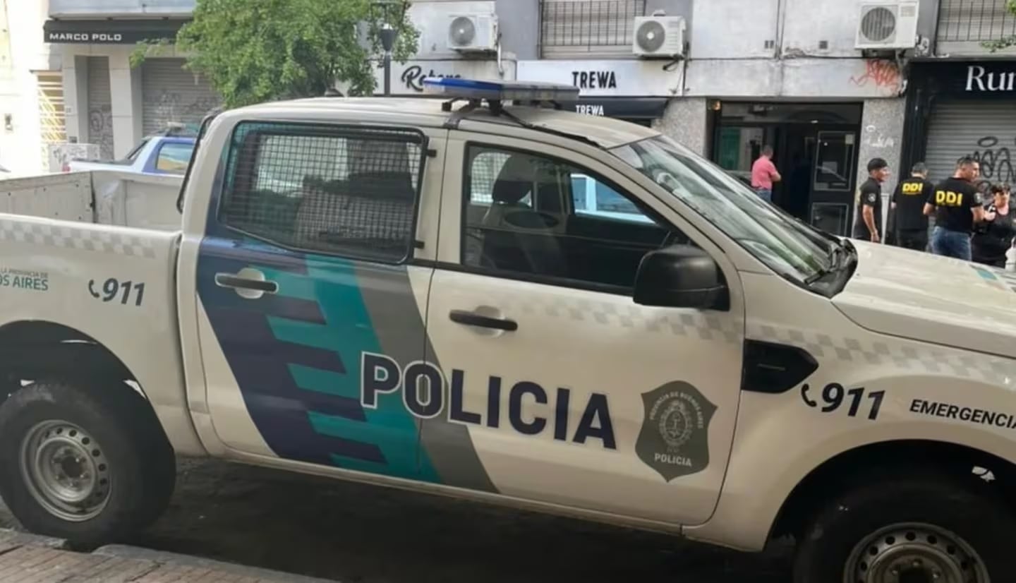 El caso salió a la luz cuando los vecinos del edificio percibieron un fuerte olor y alertaron a la Policía.
