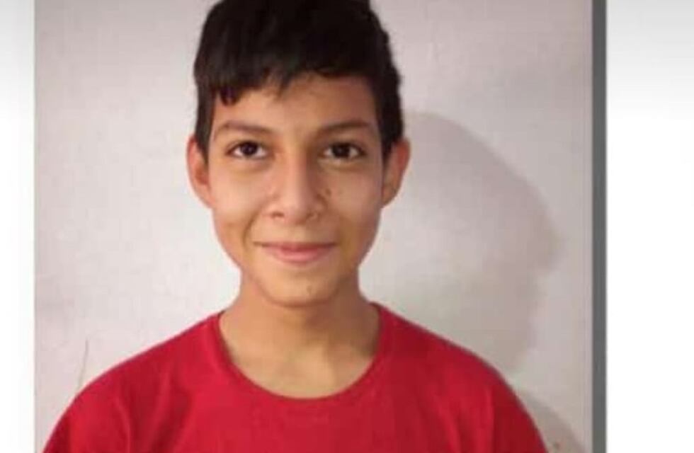 Solidaridad: puntaltenses se unen para comprar un audífono a un adolescente