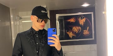 Bizarrap en la previa de los Latin Grammy 2021.