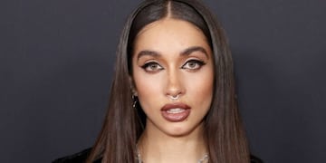 Antes y después: el radical cambio de María Becerra después de operarse las lolas.