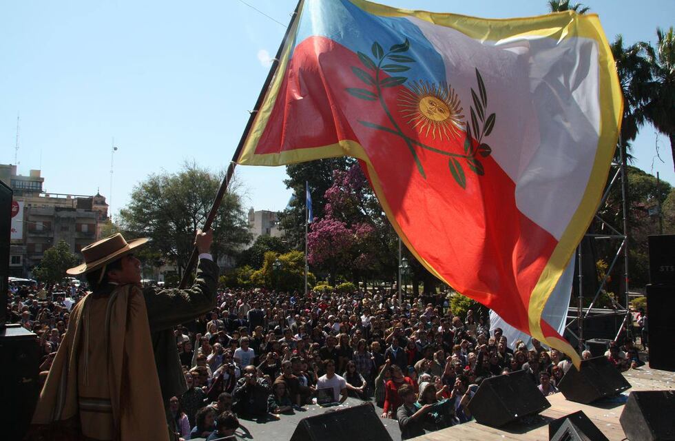 Catamarca conmemora su Autonomía con una noche de arte y cultura