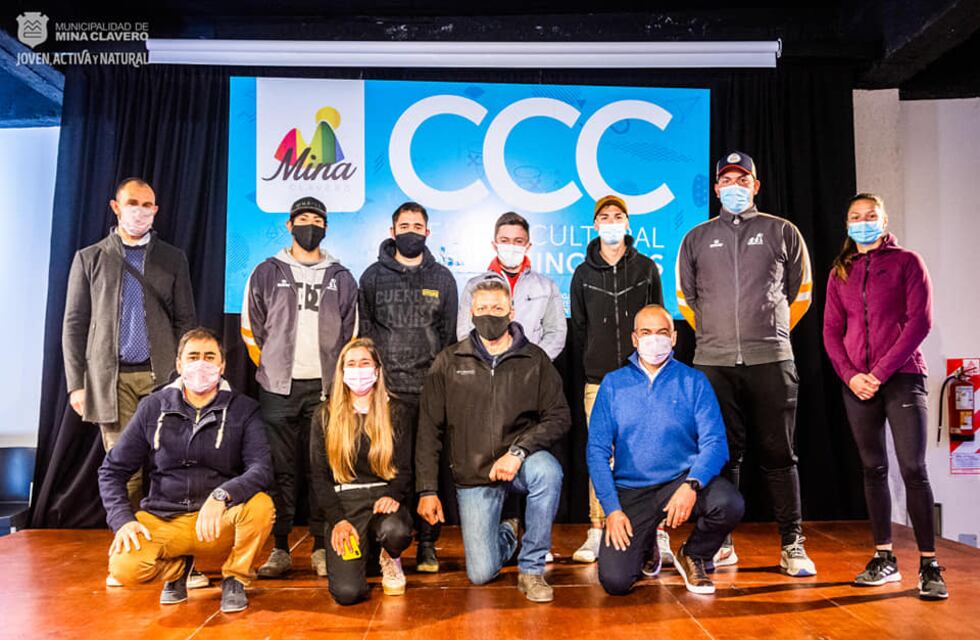 Diez deportitas fueron becados en Mina Clavero