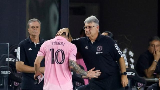 Lionel Messi se retiró lesionado y se encendieron las alarmas