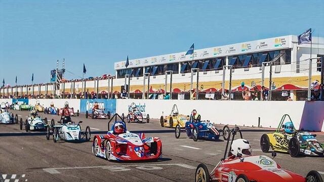 El Autódromo de Buenos Aires "Oscar y Juan Gálvez" es el escenario en el que se desarrolla la décima edición del Desafío ECO YPF, con más de 90 equipos estudiantiles de todo el país.