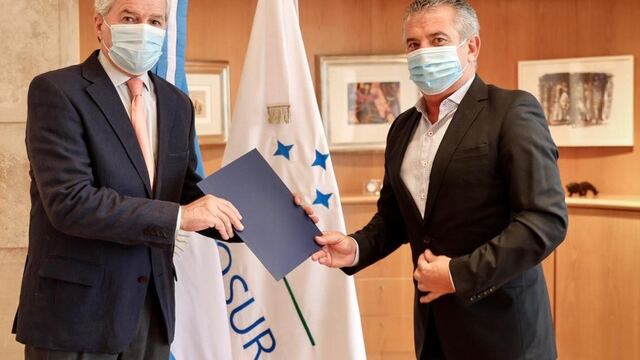 El canciller Felipe Solá y el embajador en Tel Aviv, Sergio Urribarri.