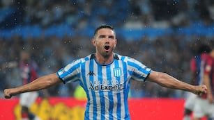 Maravilla Martínez busca alzar la copa con Racing y romper un récord interno en la Academia.