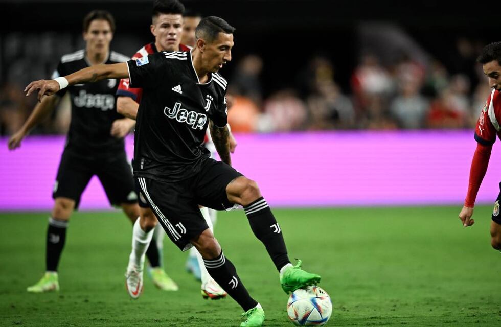 Primer amistoso en Juventus: Ángel Di María debutó con bromas y mate a mano