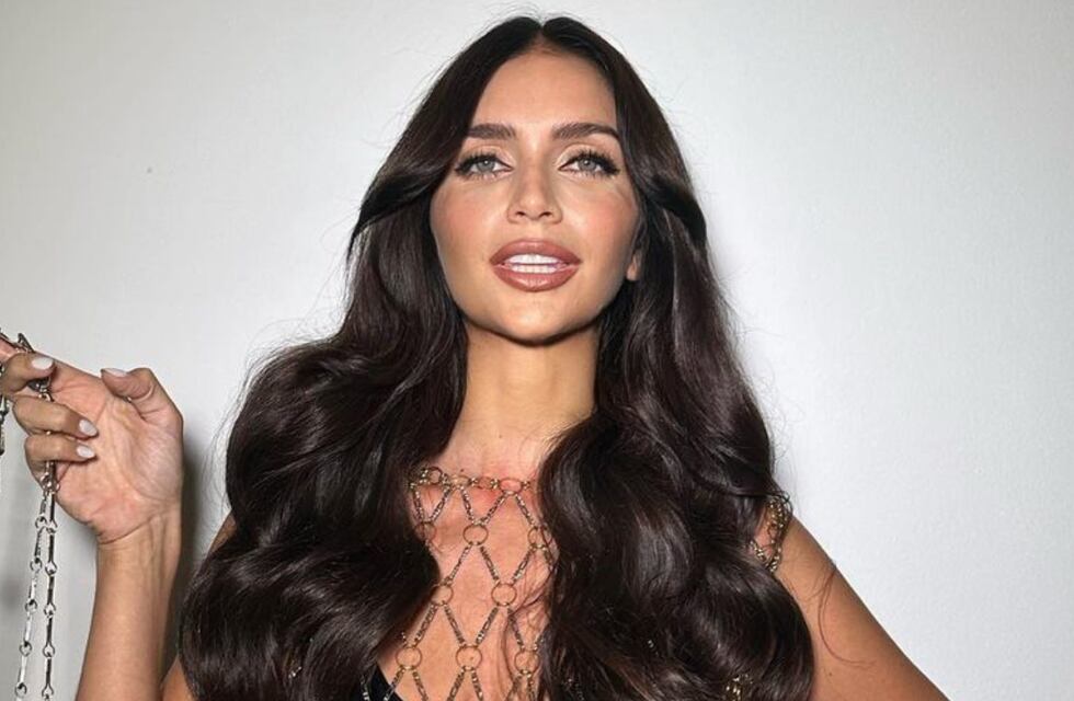 Zaira Nara dejó ver su ropa interior modelando el look más trendy que todos van a querer copiar