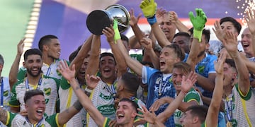 Bahienses campeones de la Sudamericana con Defensa y Justicia