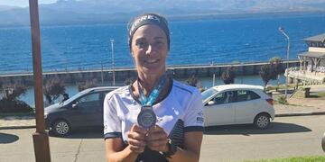 La  puntaltense Ana Laura Martínez finalizó 2° en la Bariloche 100 Ultra Trail.