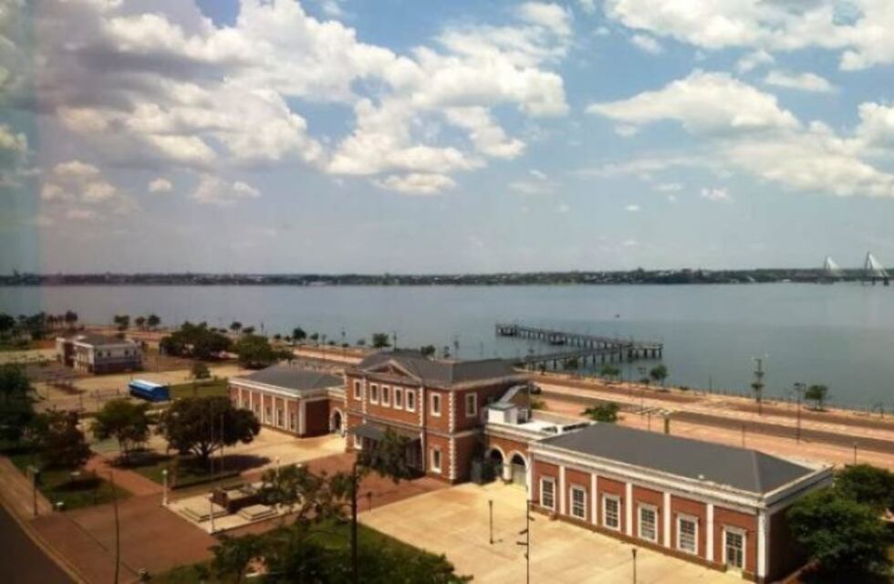 Viernes con probabilidad de lluvia y caluroso