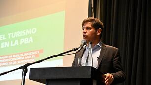 Kicillof en la Asamblea de Fehgra