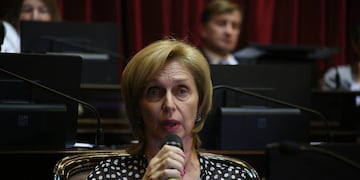 La esposa y ex presidente provisional del Senado dijo que fue una operaciòn politica contra el ex gobernador tucumano