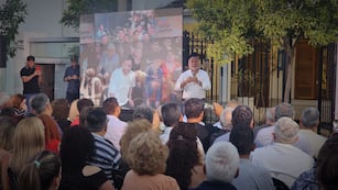 Inauguración de la sede central del Frente Cívico, en la casa de Luis Juez en barrio Providencia, de Córdoba capital. (La Voz)