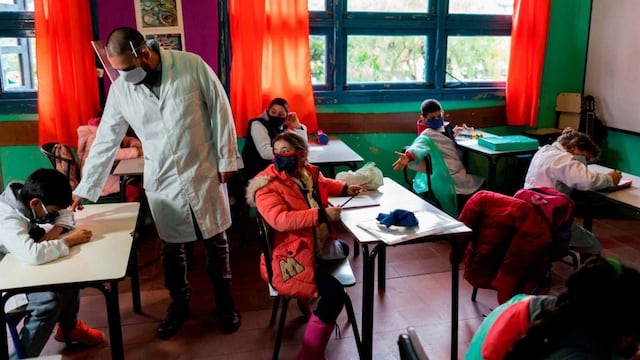 El primer aumento se abonará con los sueldos de agosto.