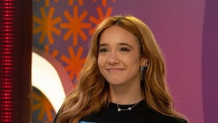 Ángela Torres sorprendió con un cover inpensado.