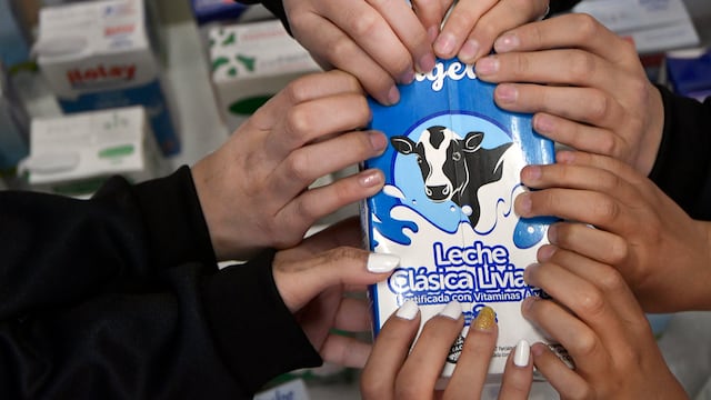 Organizaciones sociales de Tandil recibieron una donación de más de 183 mil litros de leche