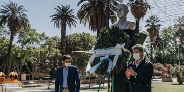 Sergio Uñac junto a Emilio Baistrocchi en el acto del Día de la Lealtad Peronista