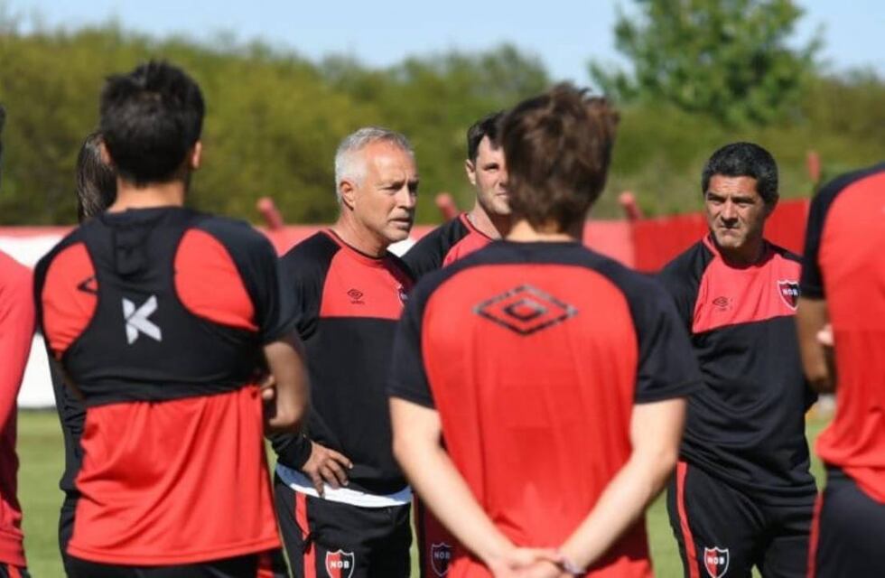 Newell’s: Adrián Taffarel apostará por los pibes para recibir a Independiente