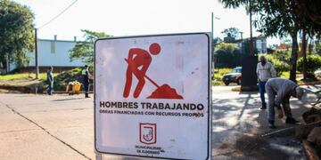 La avenida Córdoba se halla en obras de colocación de hormigón.