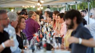 Las ferias acercan a productores y vecinos