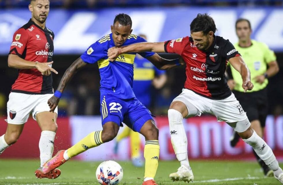 Los memes por el mal estado del campo de juego de La Bombonera en Boca – Colón