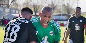 Ignacio Arce y su gran momento en Riestra. Este lunes enfrenta a Instituto.