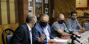 Roberto Munives jefe de Policía, el ministro de Seguridad Raúl Levrino y el presidente de la Cámara de Turismo Gabriel Bessone.