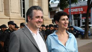 El Ministro de Justicia y Seguridad, Pablo Cococcioni y Andrea Ochat