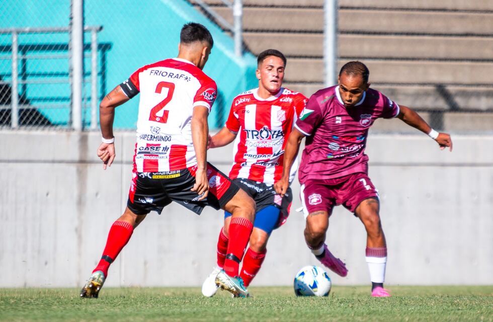 Derrota del "9" como visitante