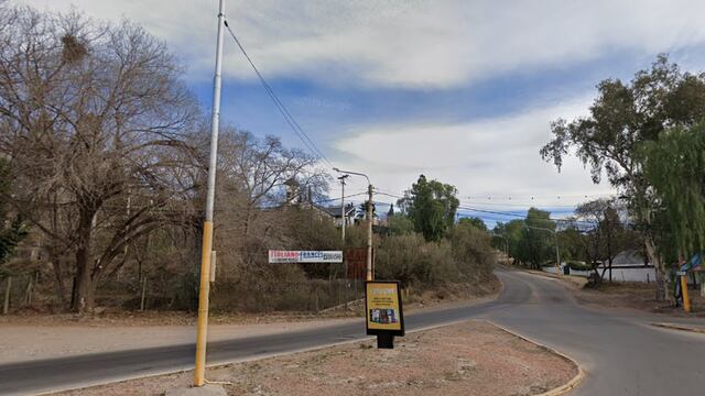El hombre de 70 años fue sorprendido en el interior de su vivienda -cerca de los Caracoles ce Chacras- por los delincuentes, quienes le robaron 3 armas de fuego, dos anillos de oro y 50.000 pesos en efectivo. Foto: Google Maps.