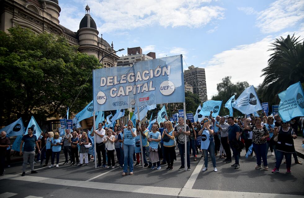 Uepc anticipó un “escenario de lucha” por el debate salarial con el Gobierno de Córdoba