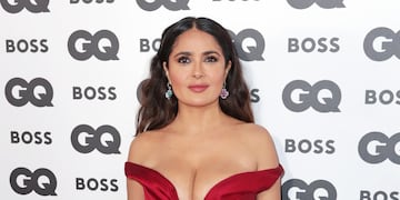 Salma Hayek se muestra radiante a sus 57 años