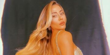 Jimena Barón eligió una colaless rosa para sus fotos