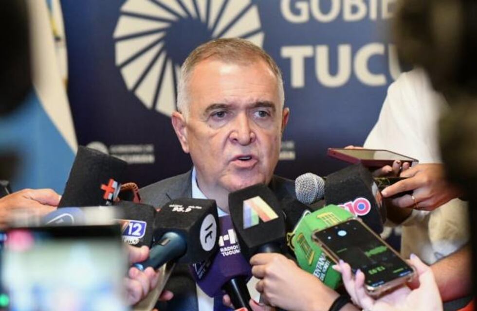 Crisis en el Transporte:  Jaldo busca solución al conflicto con la UTA