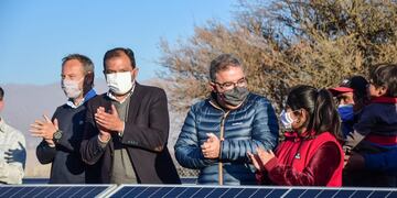 Inauguraron el primer pozo de riego con energía solar en Santa María.