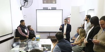 Medina Ruiz lideró una capacitación sobre el Dengue a periodistas, en Casa de Gobierno.