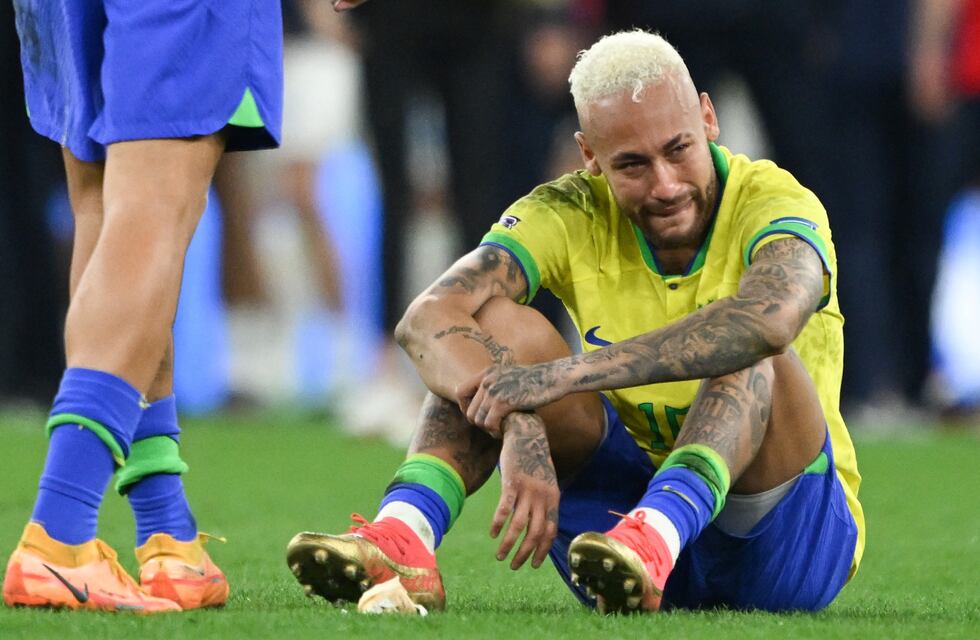 “Estoy destruído psicológicamente”, el duro mensaje de Neymar tras la eliminación de Brasil del Mundial