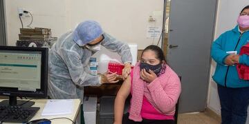 Se aplicaron vacunas contra el coronavirus a personas con discapacidad y con comorbilidades