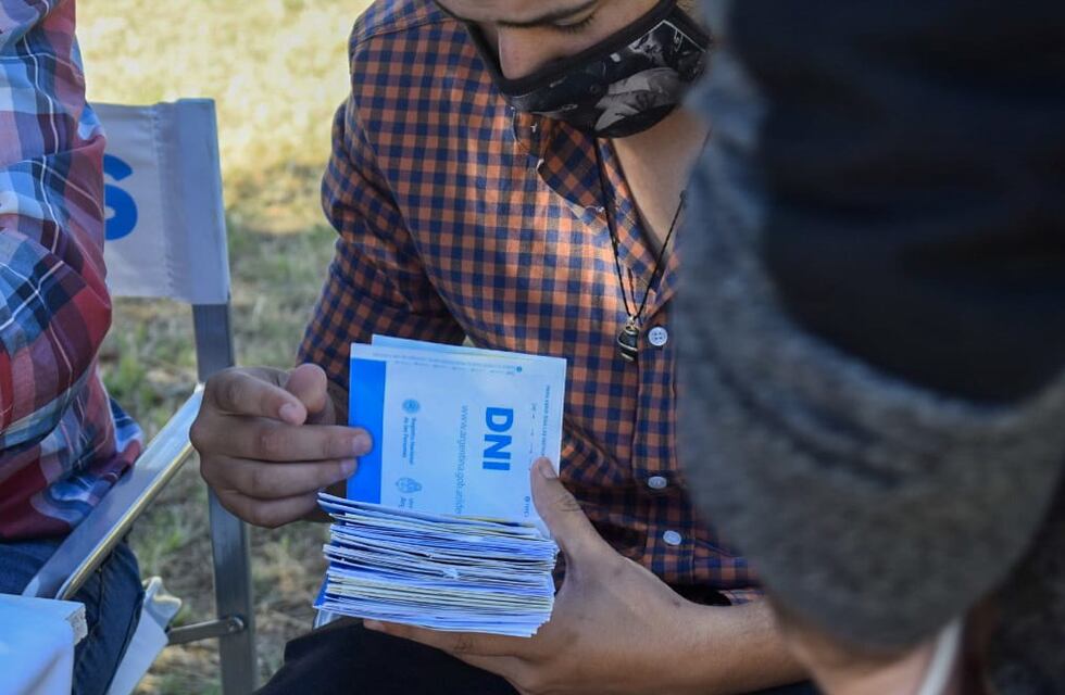 Entregaron más de 700 DNI en Punta Alta y Pehuen Co