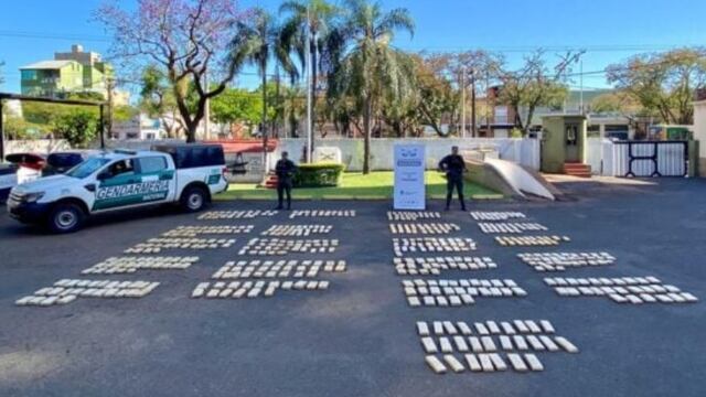Posadas: abandonan millonario cargamento de marihuana.